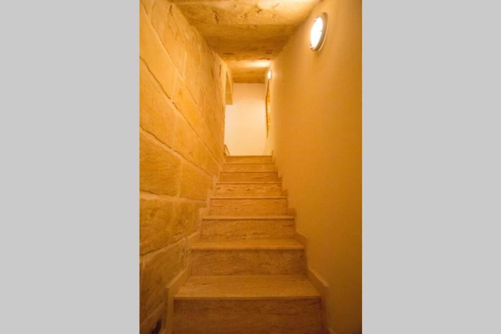 Valletta-Central Duplex Maisonette Ngoại thất bức ảnh